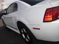 2000 Crystal White Ford Mustang V6 Coupe  photo #31