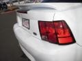 2000 Crystal White Ford Mustang V6 Coupe  photo #38