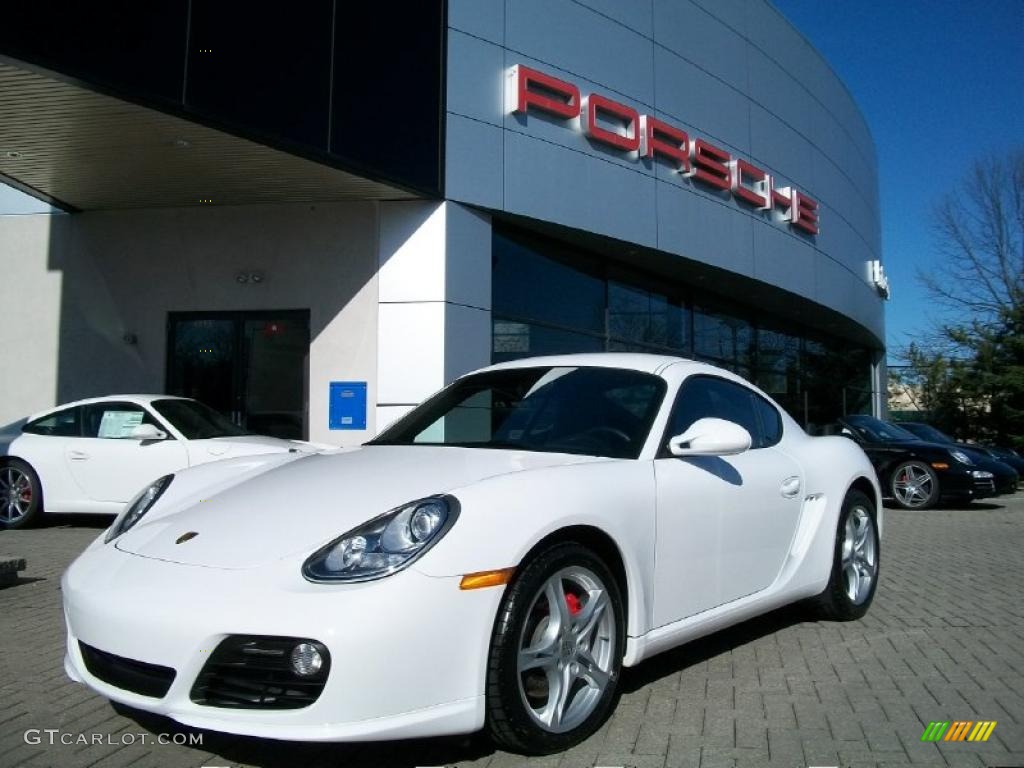 Carrara White Porsche Cayman