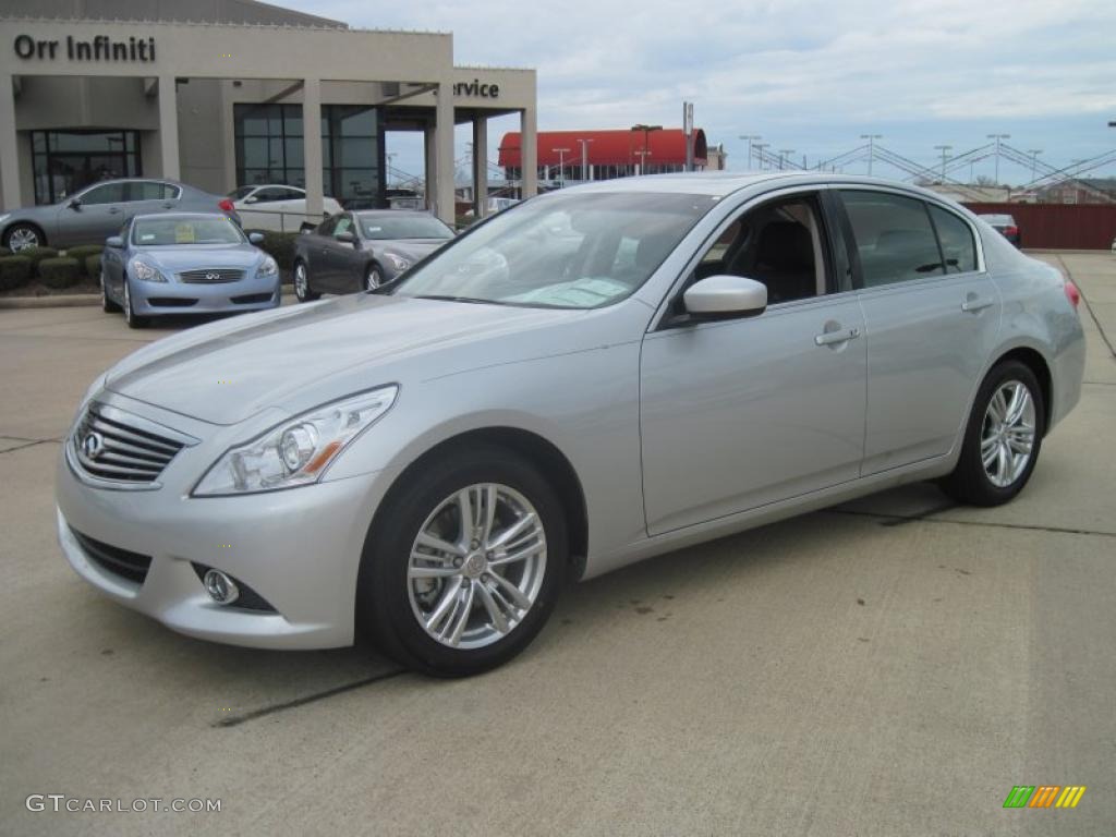 2010 G 37 Journey Sedan - Liquid Platinum / Graphite photo #1