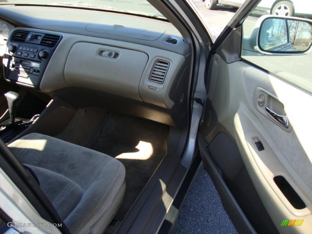 1999 Accord LX Sedan - Heather Mist Metallic / Ivory photo #17