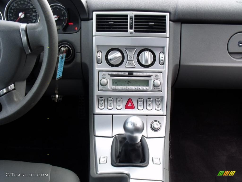 2005 Chrysler Crossfire Limited Coupe Controls Photo #27256824