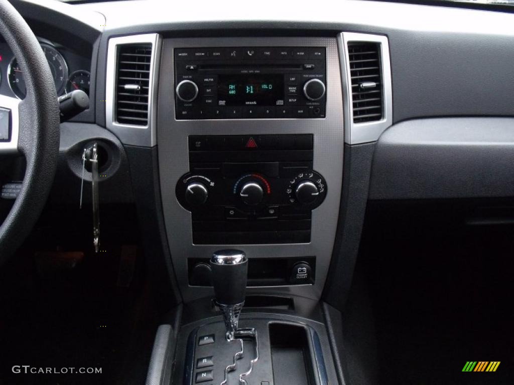 2008 Grand Cherokee Laredo 4x4 - Modern Blue Pearl / Dark Slate Gray/Light Graystone photo #24