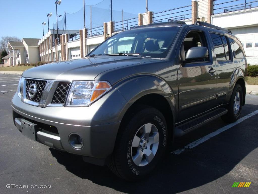 2005 Pathfinder SE 4x4 - Silver Lightning Metallic / Graphite photo #1