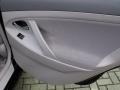 Black - Camry LE Photo No. 16