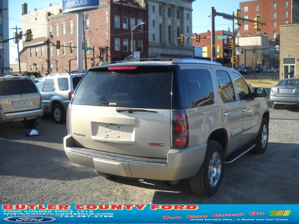 2007 Yukon Denali AWD - Gold Mist Metallic / Ebony Black photo #2