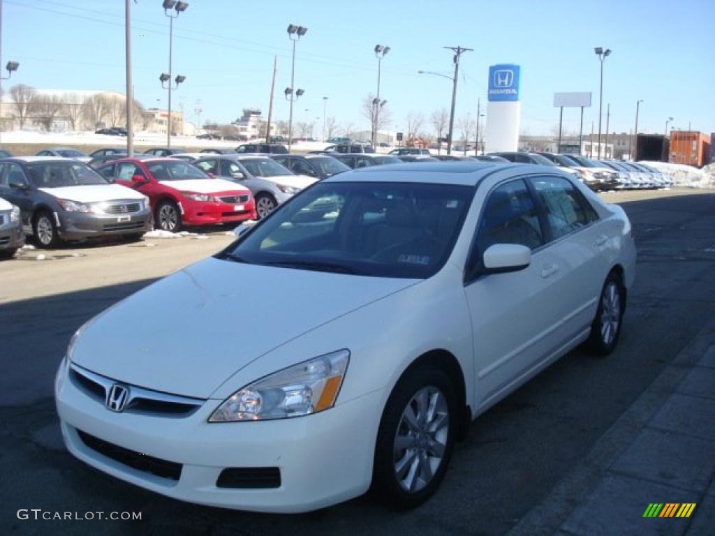 2006 Accord EX-L V6 Sedan - Taffeta White / Ivory photo #5
