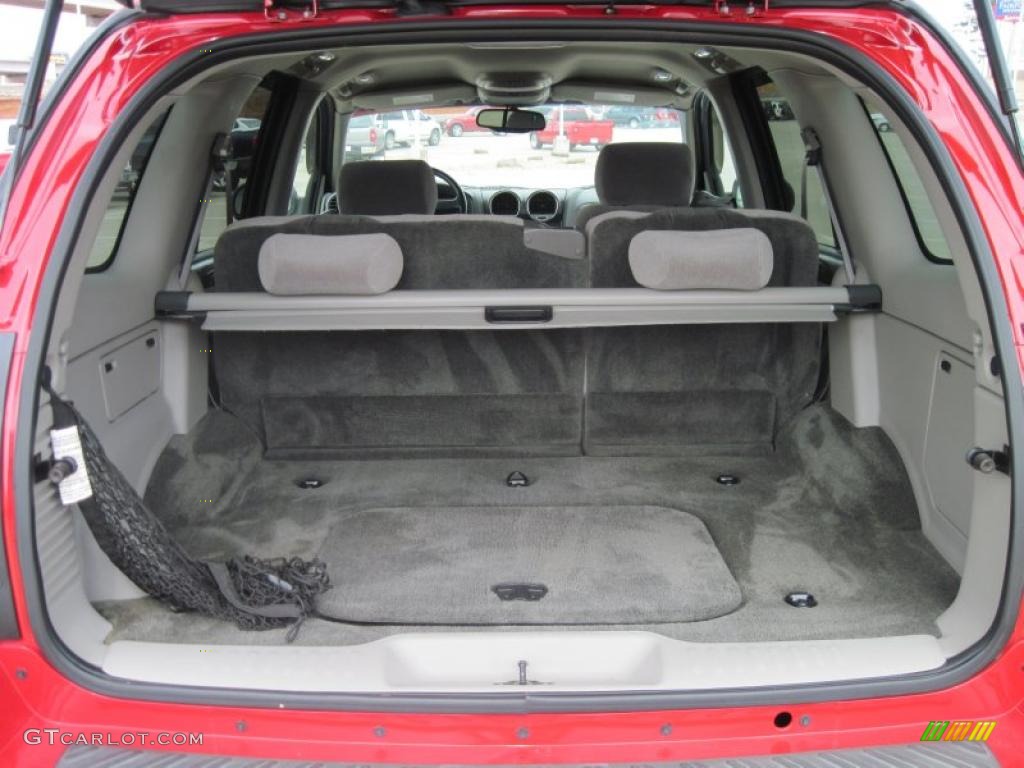 2002 Envoy SLE - Fire Red / Dark Pewter photo #7