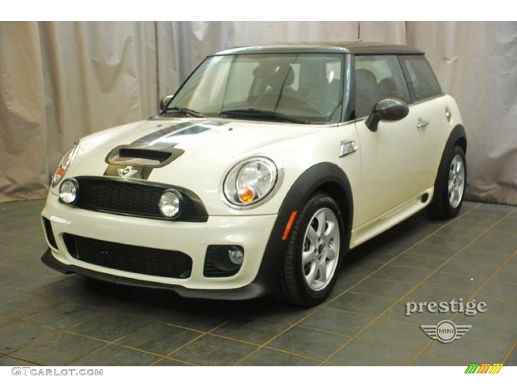 2009 Cooper S Hardtop - Pepper White / Black/Grey photo #1