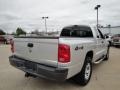 2005 Bright Silver Metallic Dodge Dakota ST Club Cab 4x4  photo #3