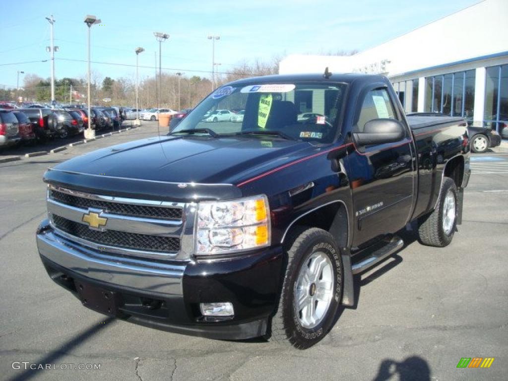 2008 Silverado 1500 LT Regular Cab 4x4 - Black / Ebony photo #7