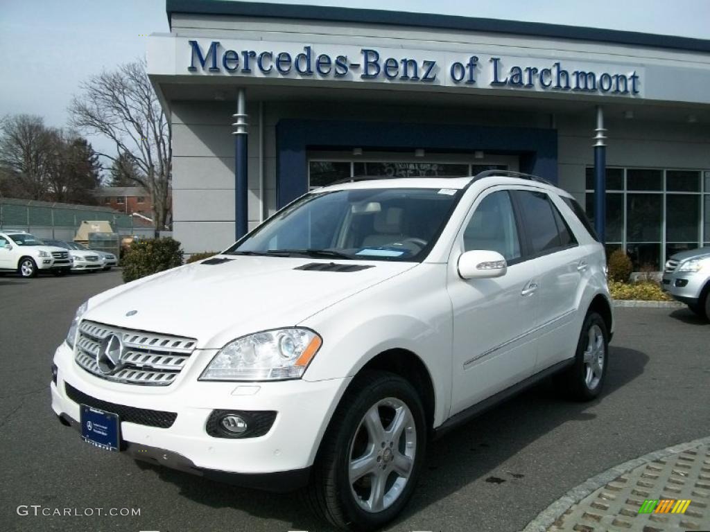 2008 ML 350 4Matic - Arctic White / Macadamia photo #1