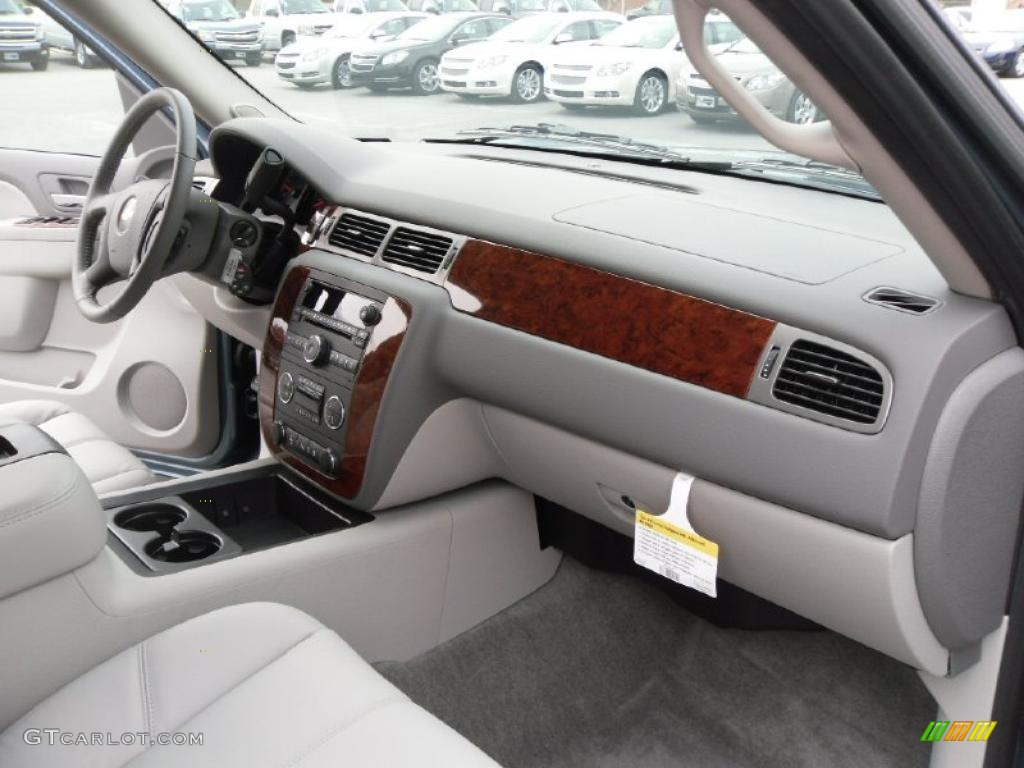 2010 Tahoe LT 4x4 - Blue Granite Metallic / Light Titanium/Dark Titanium photo #18