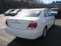Super White - Camry LE Photo No. 4