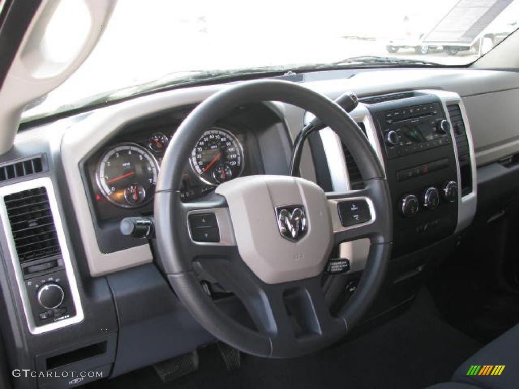 2009 Ram 1500 SLT Quad Cab 4x4 - Mineral Gray Metallic / Dark Slate/Medium Graystone photo #5