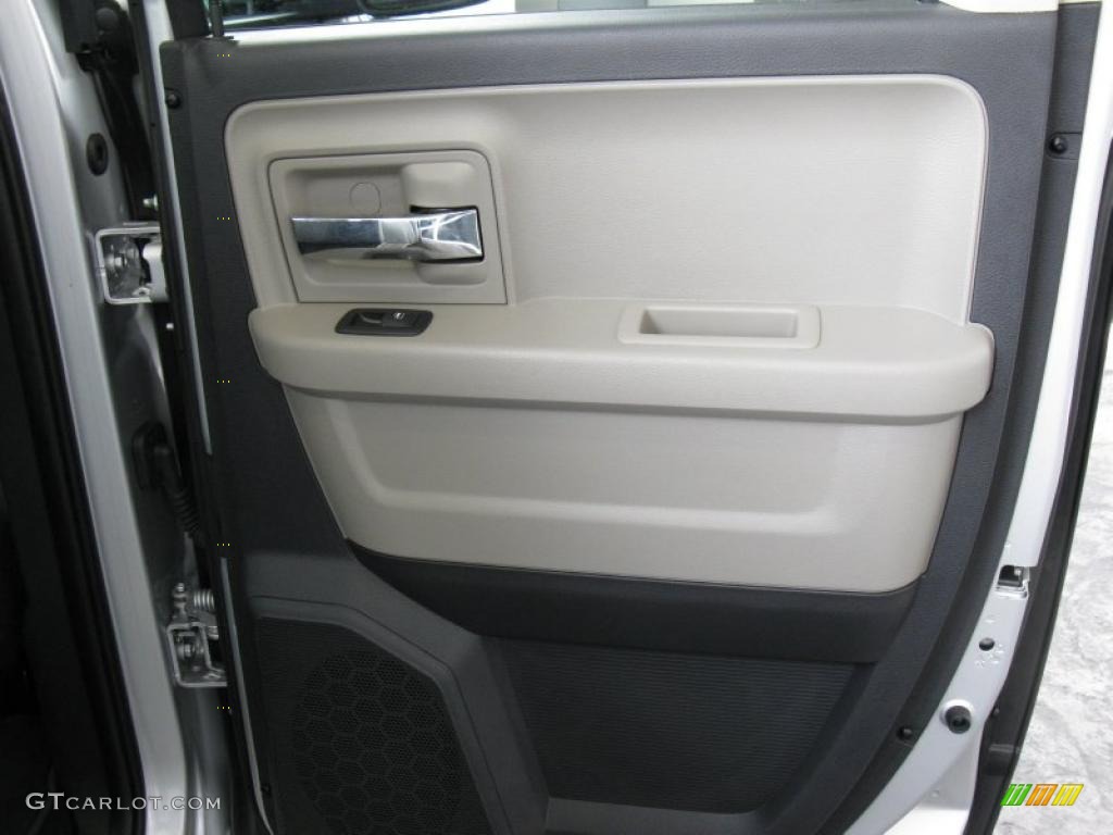 2009 Ram 1500 SLT Quad Cab 4x4 - Stone White / Dark Slate/Medium Graystone photo #17