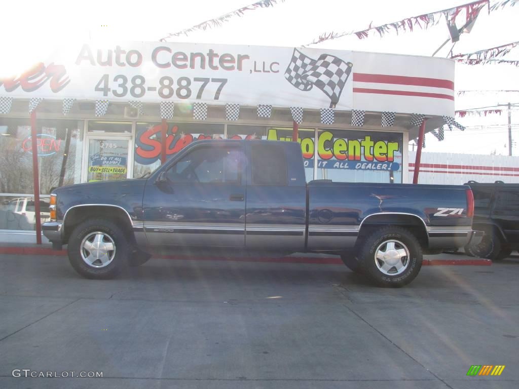 1998 C/K K1500 Silverado Extended Cab 4x4 - Indigo Blue Metallic / Blue photo #1