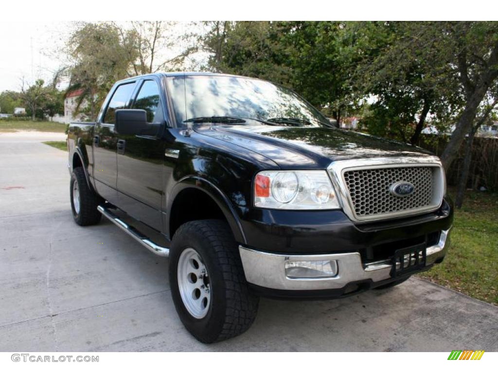 2004 F150 Lariat SuperCrew 4x4 - Black / Black/Medium Flint photo #17