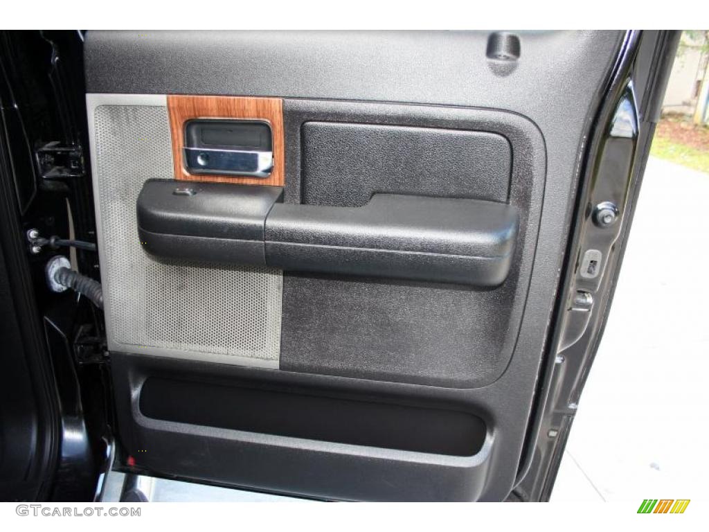2004 F150 Lariat SuperCrew 4x4 - Black / Black/Medium Flint photo #36