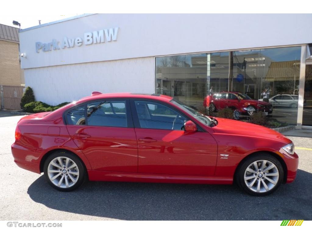 2010 3 Series 328i xDrive Sedan - Crimson Red / Black photo #1