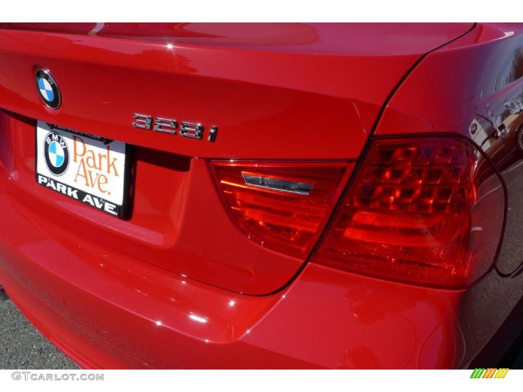 2010 3 Series 328i xDrive Sedan - Crimson Red / Black photo #16