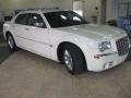 Cool Vanilla - 300 C HEMI Photo No. 7
