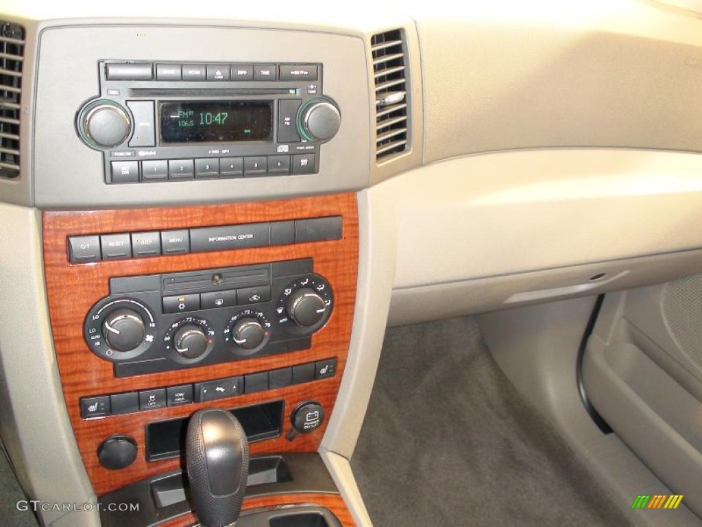 2005 Grand Cherokee Limited 4x4 - Deep Beryl Green Pearl / Medium Slate Gray photo #20