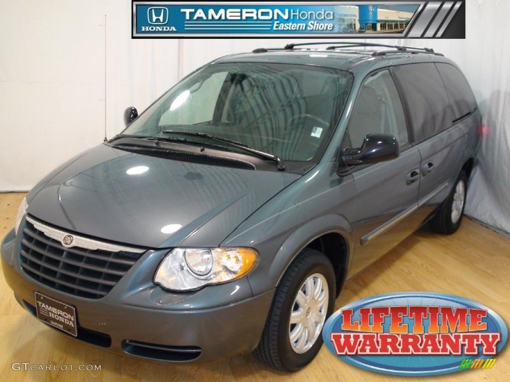 2006 Town & Country Touring - Magnesium Pearl / Medium Slate Gray photo #1