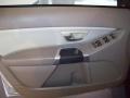 Silver Metallic - XC90 3.2 Photo No. 11