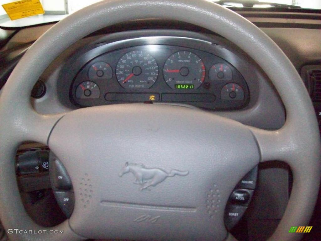 2001 Mustang V6 Coupe - Silver Metallic / Medium Graphite photo #14