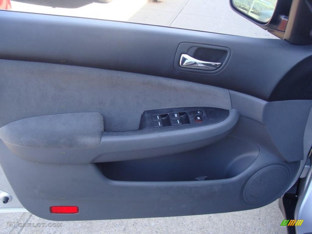 2006 Accord Value Package Sedan - Alabaster Silver Metallic / Gray photo #9