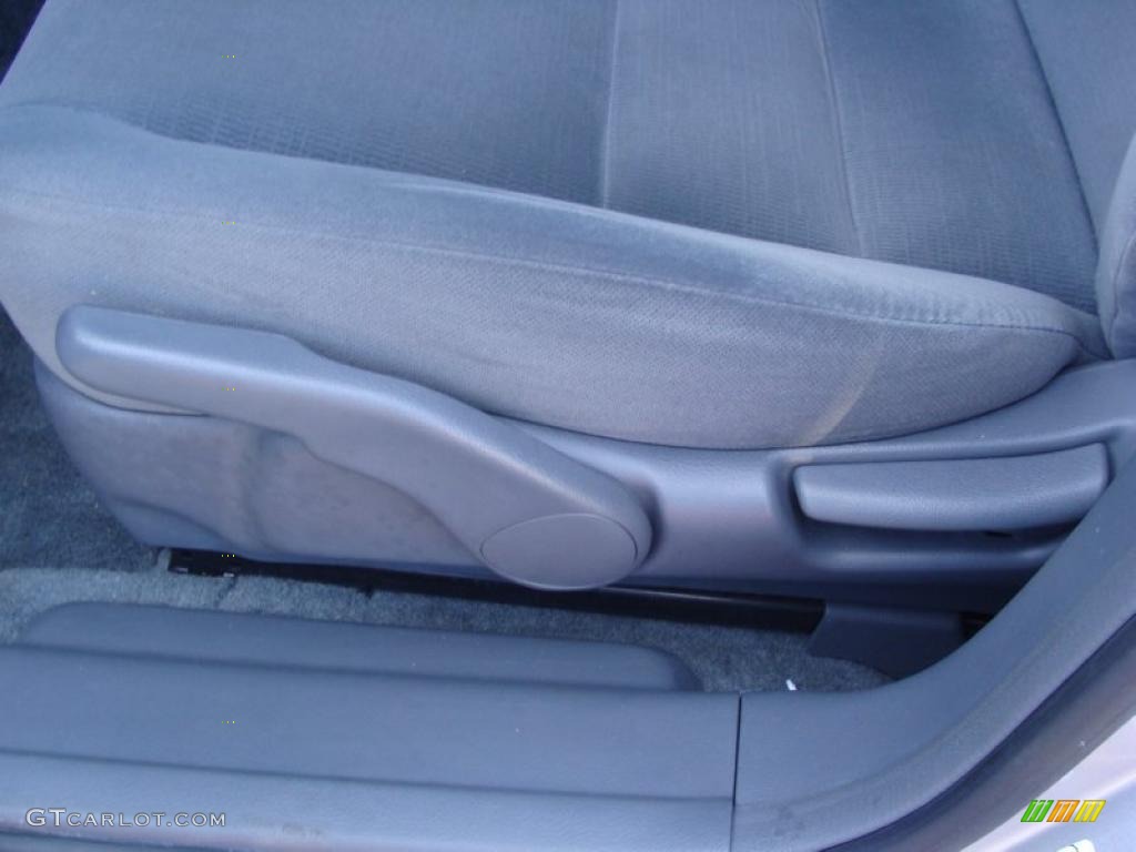 2006 Accord Value Package Sedan - Alabaster Silver Metallic / Gray photo #12