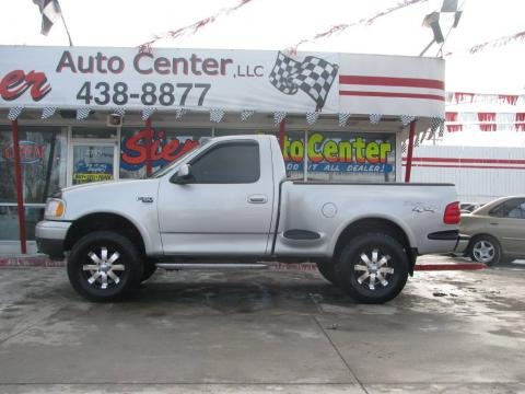 2003 Ford F150 XLT Regular Cab Flareside 4x4 Data, Info and Specs