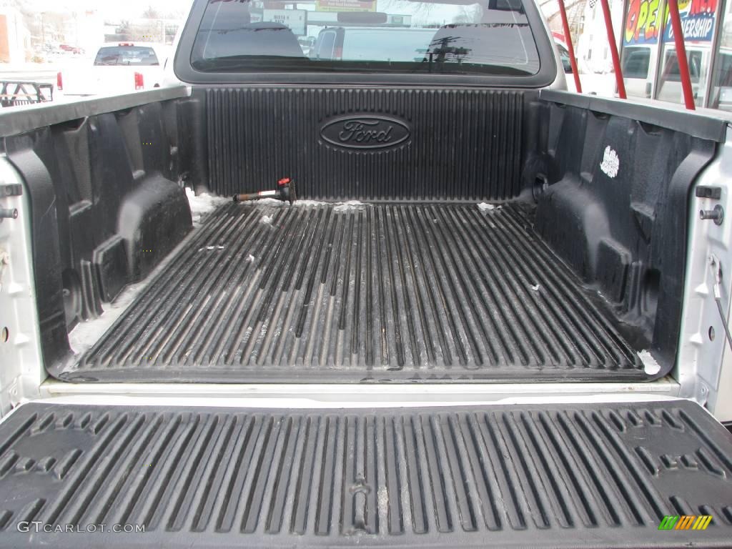 2003 F150 XLT Regular Cab Flareside 4x4 - Silver Metallic / Medium Graphite Grey photo #9