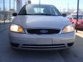 2003 CD Silver Metallic Ford Focus SE 2.3 Sedan  photo #2