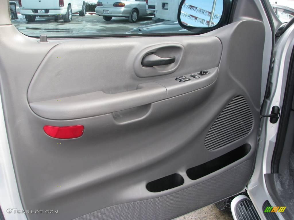 2003 F150 XLT Regular Cab Flareside 4x4 - Silver Metallic / Medium Graphite Grey photo #18
