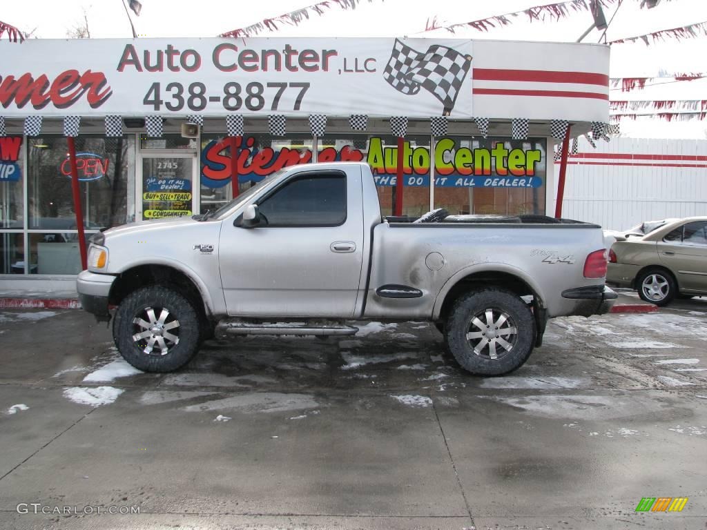 2003 F150 XLT Regular Cab Flareside 4x4 - Silver Metallic / Medium Graphite Grey photo #24
