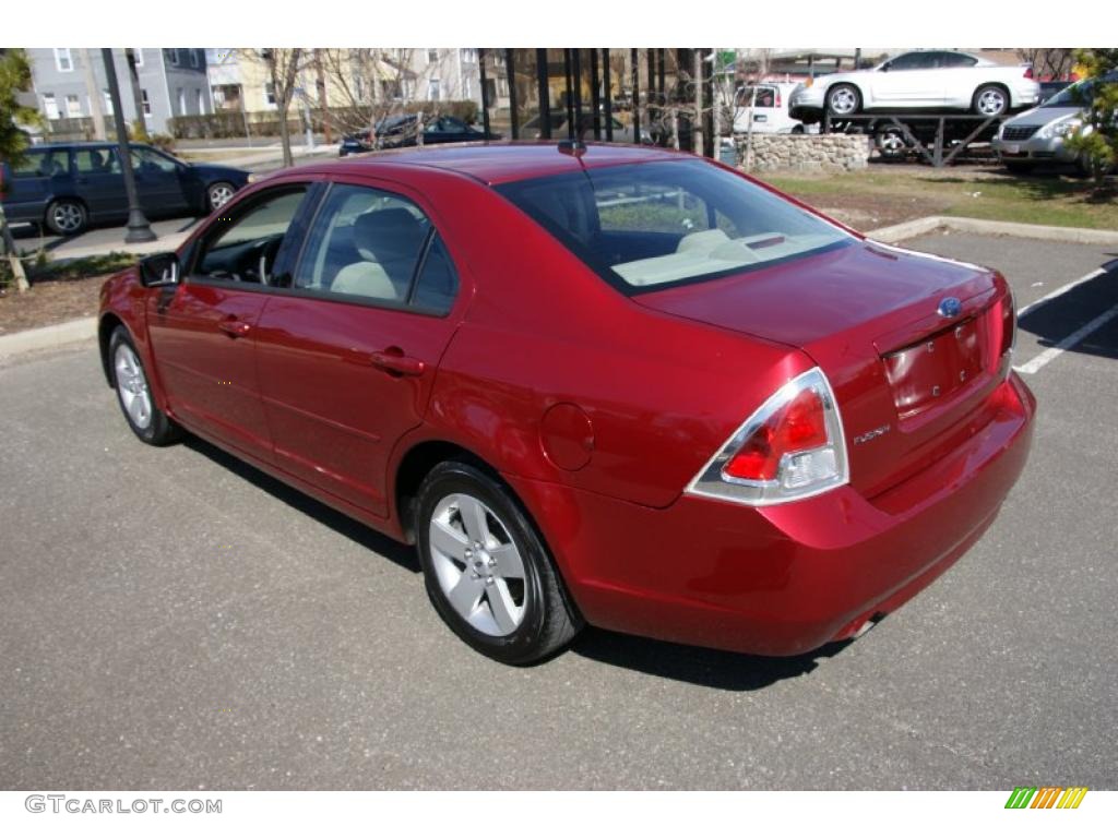 2008 Fusion SE V6 - Redfire Metallic / Camel photo #7