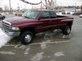 2001 Dark Garnet Red Pearl Dodge Ram 3500 SLT Club Cab 4x4 Dually  photo #3