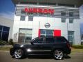 Brilliant Black Crystal Pearl - Grand Cherokee SRT8 4x4 Photo No. 6