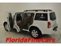 2005 Avalanche White Nissan Pathfinder LE  photo #8