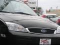 2005 Pitch Black Ford Focus ZX3 SE Coupe  photo #6