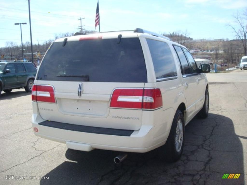 2007 Navigator Luxury 4x4 - White Chocolate Tri-Coat / Stone photo #4