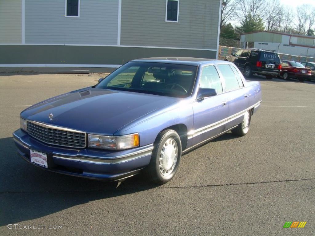 1996 DeVille Sedan - Medium Adriatic Blue Metallic / Blue photo #4