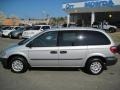 2004 Bright Silver Metallic Dodge Caravan SE  photo #2