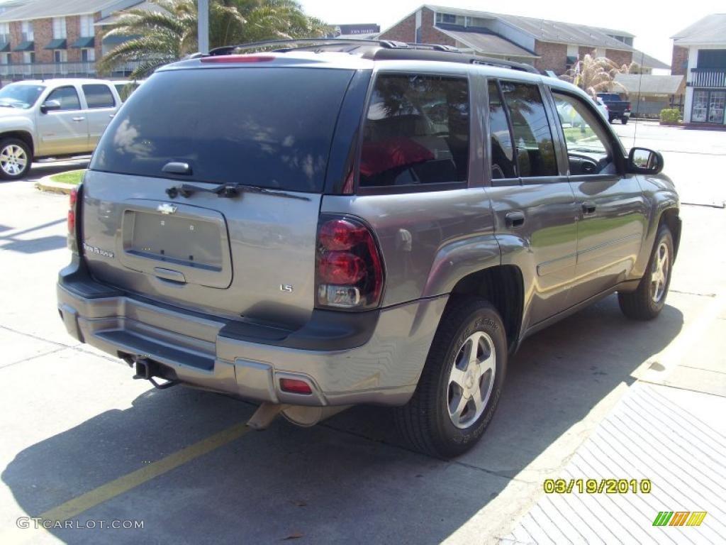 2006 TrailBlazer LS - Graystone Metallic / Light Gray photo #4