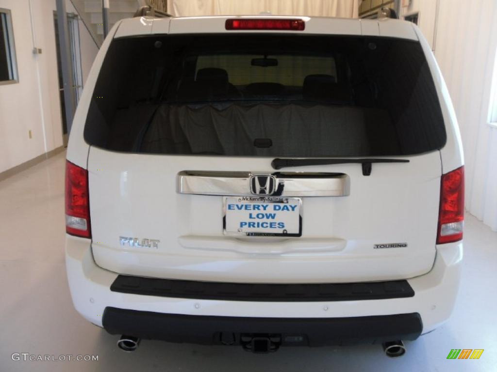 2010 Pilot Touring - Taffeta White / Gray photo #3