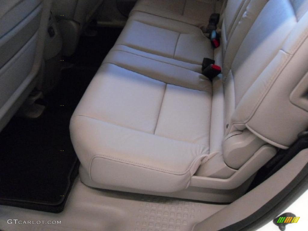 2010 Pilot Touring - Taffeta White / Gray photo #17