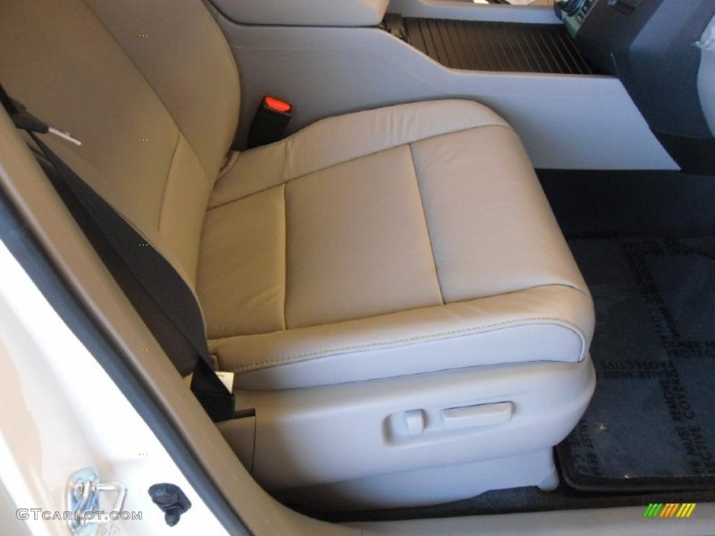2010 Pilot Touring - Taffeta White / Gray photo #23