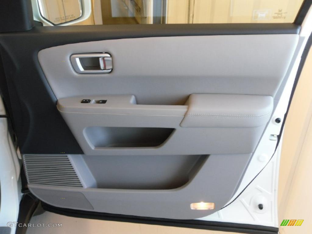 2010 Pilot Touring - Taffeta White / Gray photo #25
